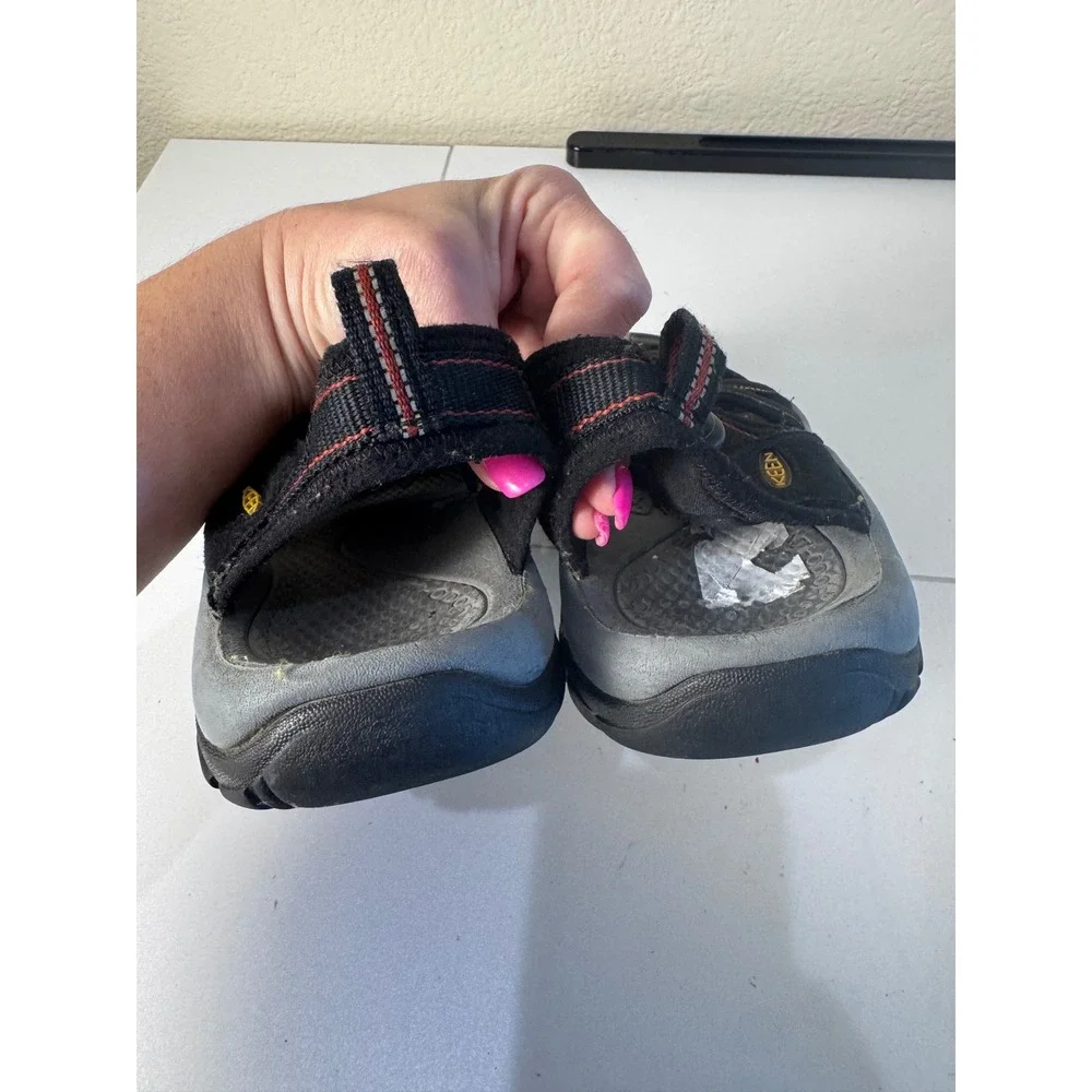 KEEN Newport H2 Sandals Mens 8.5 Waterproof‎ Hiking Gorpcore Active Minimalist